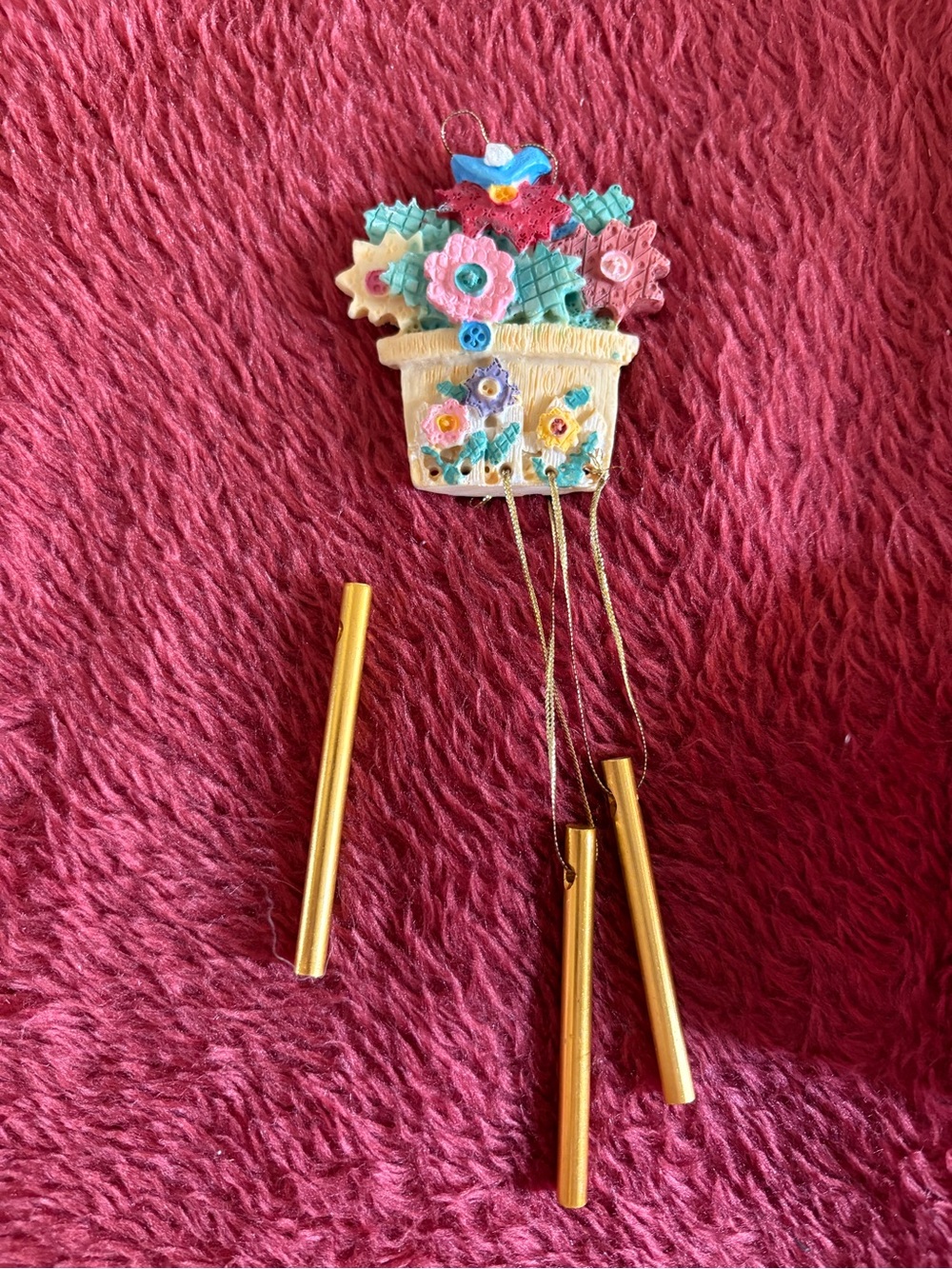 Free with purchase - Vintage Small floral Wind chime, broken